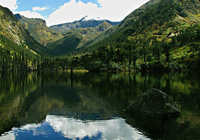  Madhuri Lake
