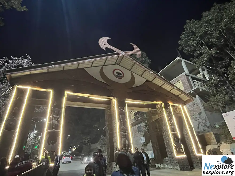 Kisama village gate in the evening
