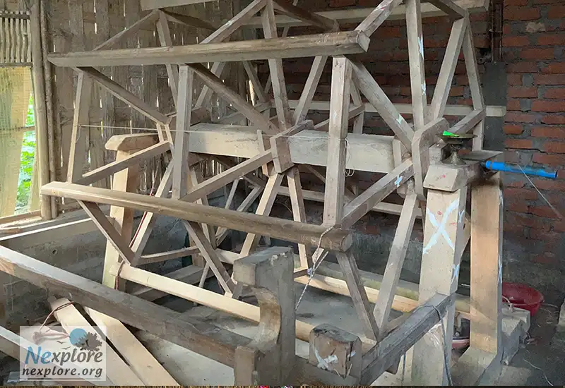 Handloom machine 