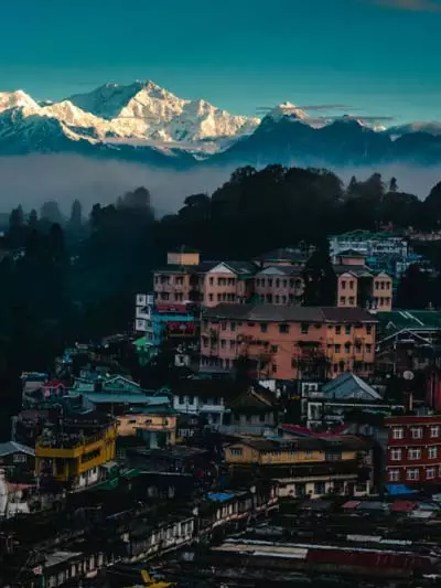 Guwahati Darjeeling Gangtok Tour 